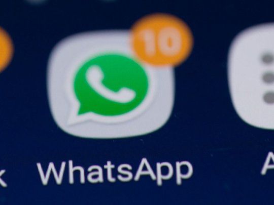 WhatsApp: el truco para modificar el color de las letras