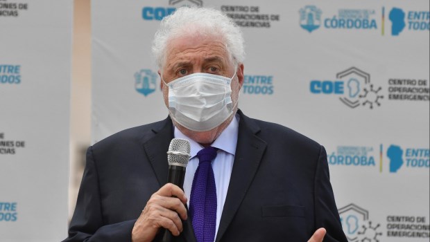 Ginés García  afirmó que antes de fin de año va a comenzar la campaña de vacunación en todo el país