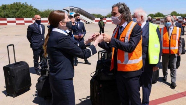 Cafiero confirmó que la semana que viene comenzará la vacunación