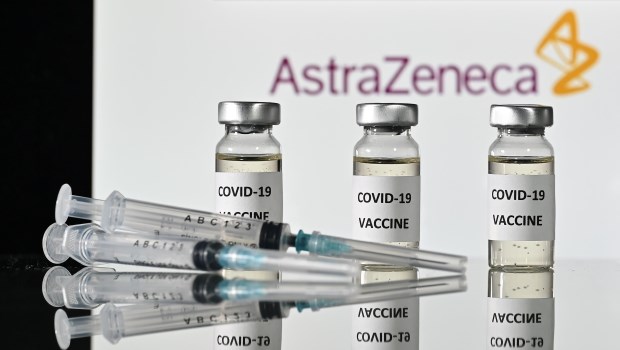 AstraZeneca asegura tener «la fórmula ganadora» en la vacuna