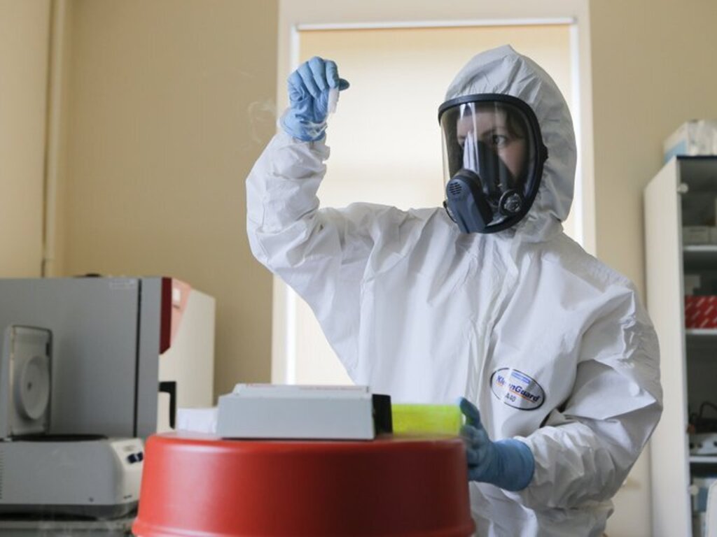 Mendoza compra 23 freezers para almacenar la vacuna rusa