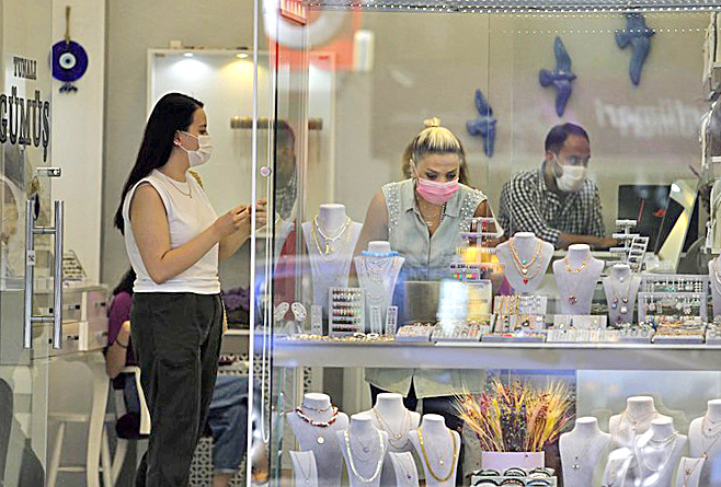 En Mendoza las ventas  minoristas cayeron casi 14%