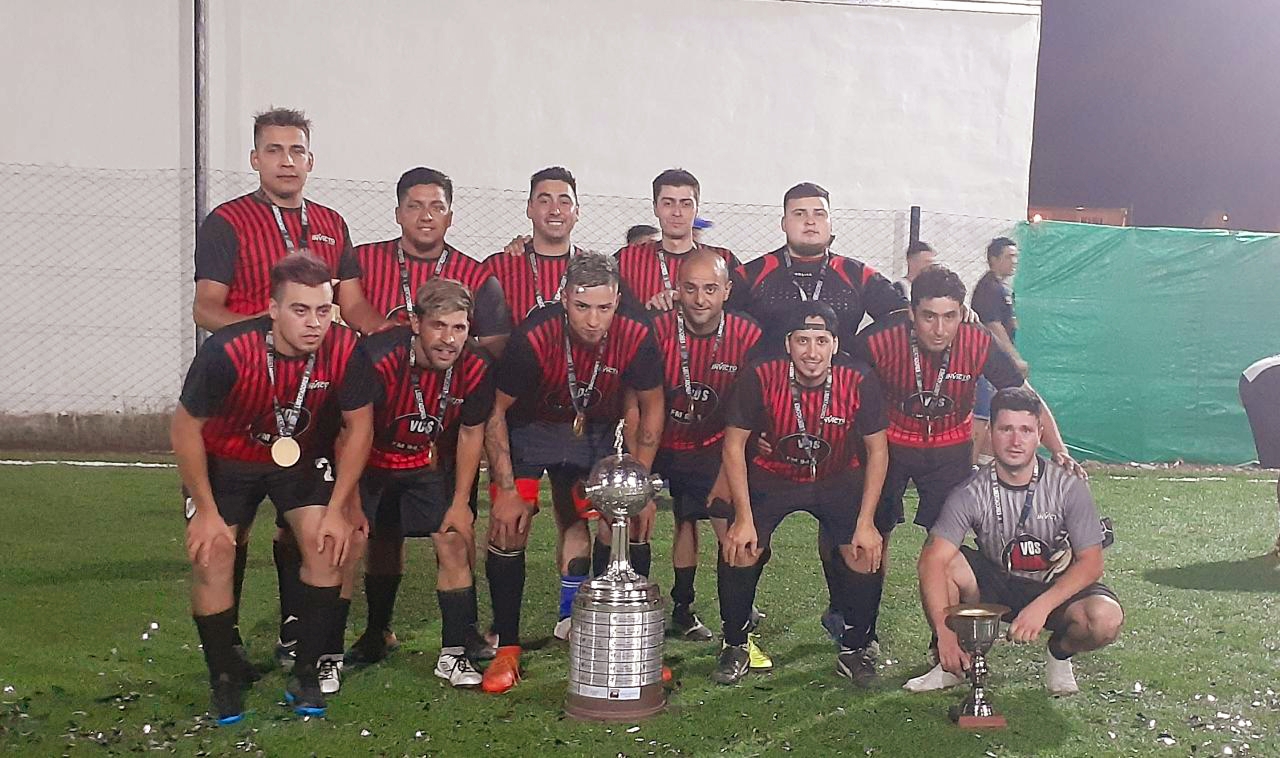 El equipo de Diario San Rafael-FM Vos se consagró campeón