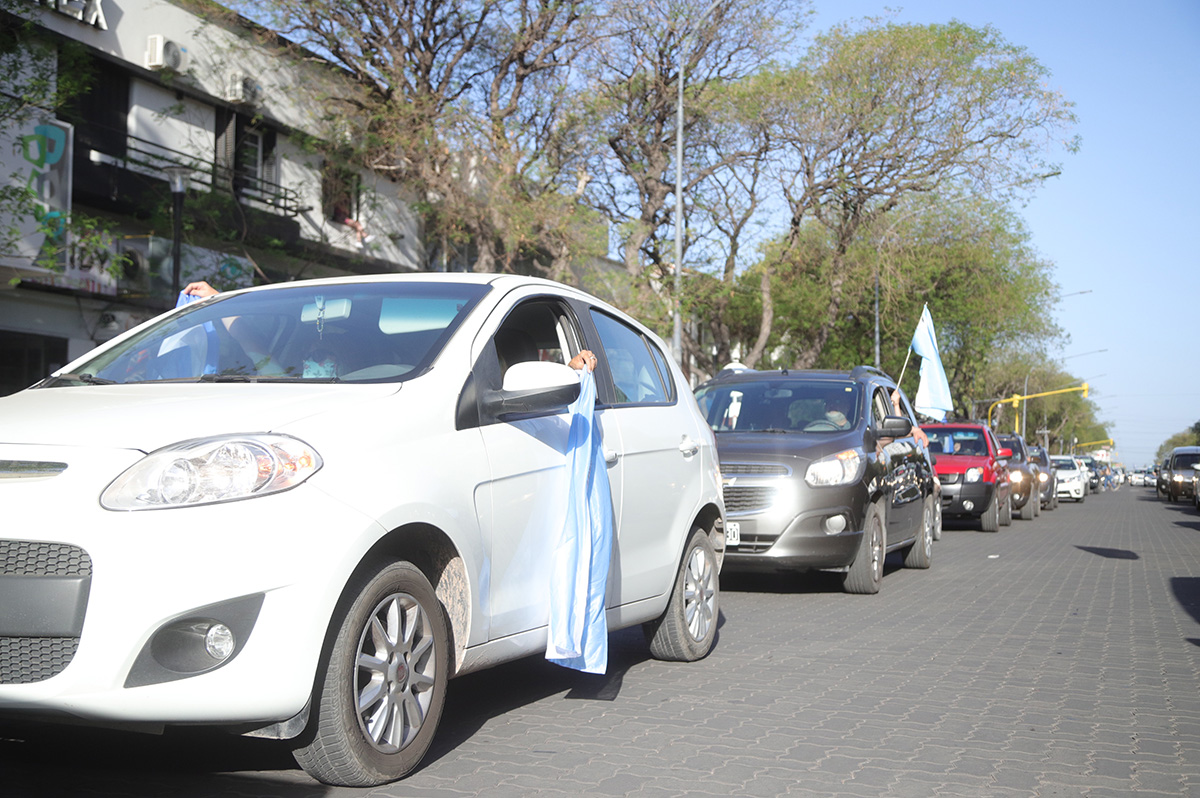 Harán un caravanazo por recortes en el área de discapacidad