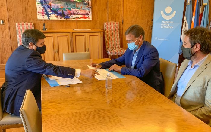 Suarez y Arroyo firmaron un convenio para urbanizar barrios populares