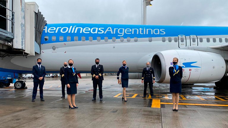 Aerolíneas Argentinas prepara un vuelo para el 22 de diciembre para ir a buscar las primeras vacunas a Rusia