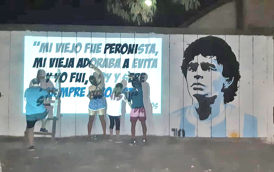 San Rafael ya tiene un mural  en homenaje a Diego Maradona