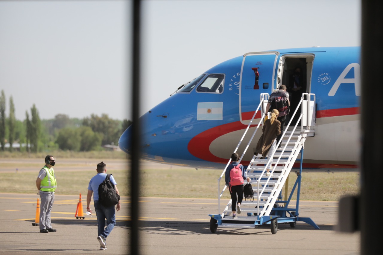 Nuevo pedido a Aeropuertos Argentina 2000, el Ministerio de Transporte y el ORSNA por las obras en el Santiago Germanó