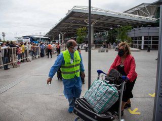 Cierre de fronteras: no habrá vuelos de repatriación para los argentinos en el exterior