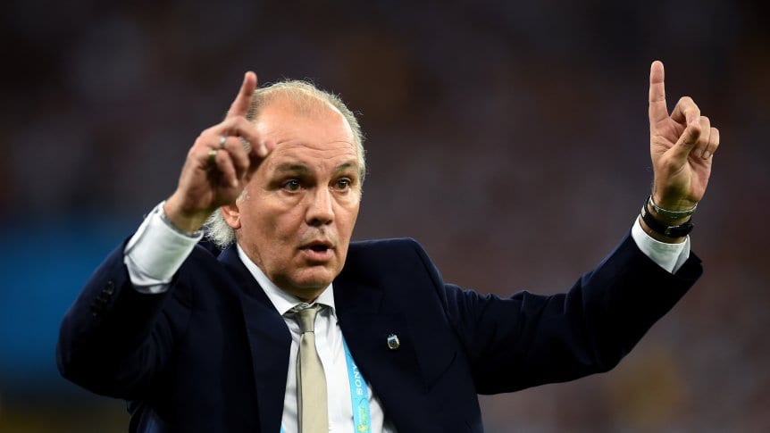 Alejandro Sabella, en terapia intensiva y con pronóstico reservado