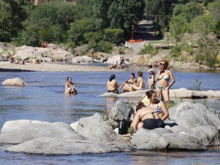 Fin de semana extra largo: más de medio millón de argentinos retomaron la actividad turística
