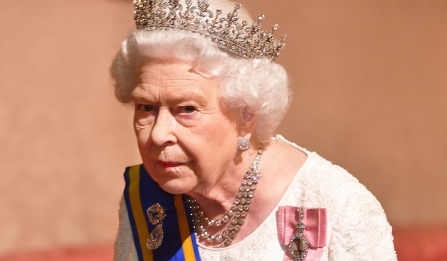 La reina Isabel II, de luto por la muerte de su prima