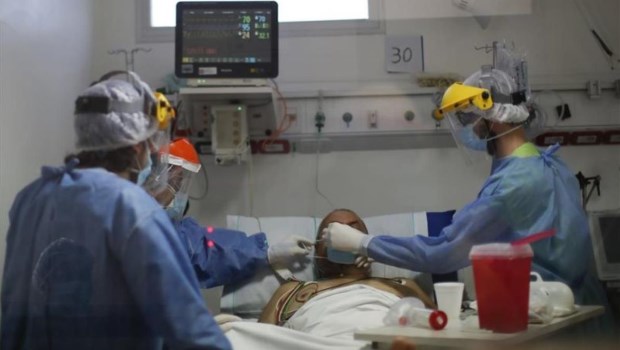 Covid-19: fallecieron en la Argentina 144 personas y hubo 11.057 nuevos testeos positivos