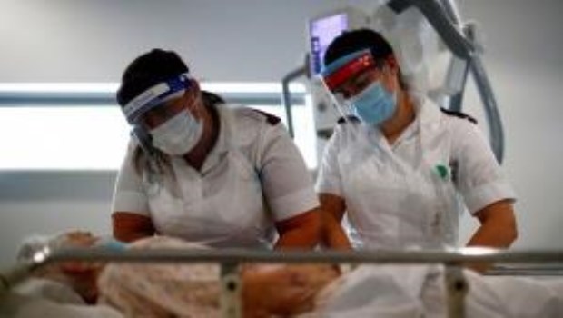 El Reino Unido superó las cien mil muertes por coronavirus