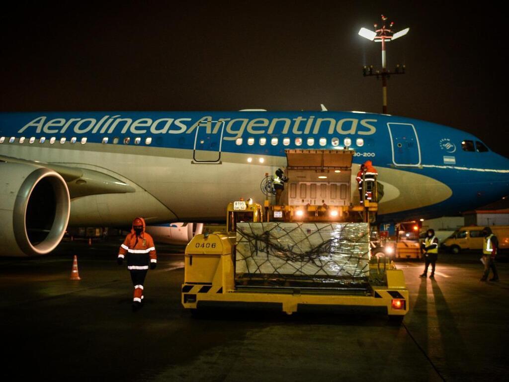 ¿ Cuándo sale el avión de Aerolíneas Argentinas en busca del tercer cargamento de vacunas Sputnik V?