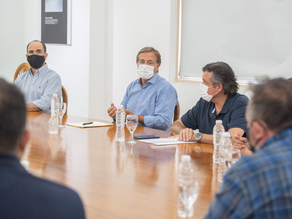 Clases presenciales: las tres diferencias en el anuncio de Suarez