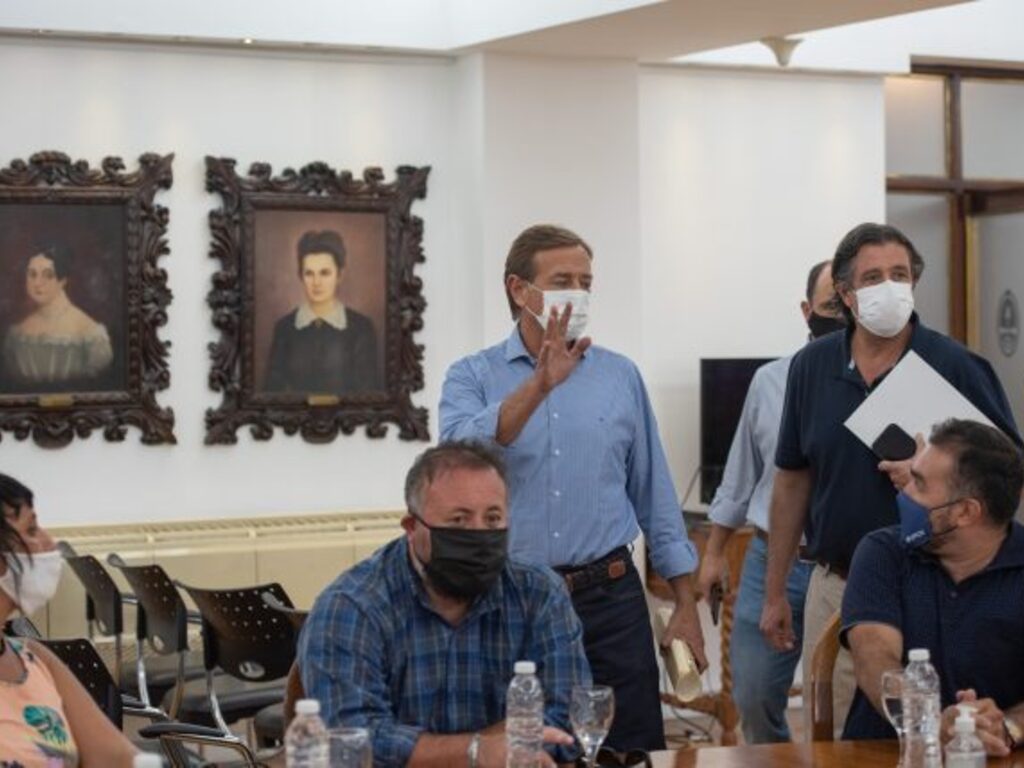 Suarez se mantiene entre los gobernadores con mejor imagen positiva