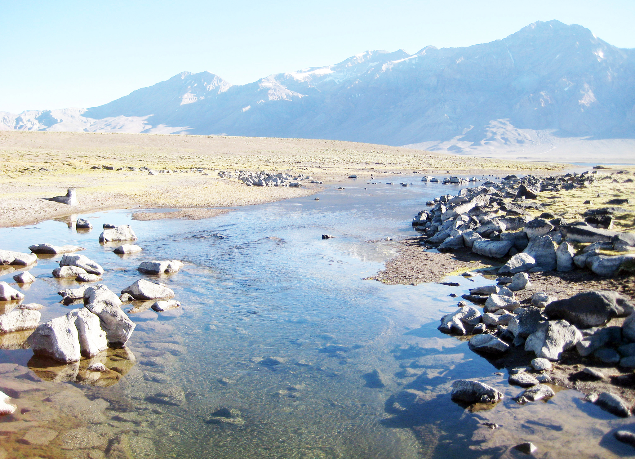 A través de un sitio del Conicet se puede monitorear “día a día” la acumulación  nívea en las cuencas del Atuel y el Diamante