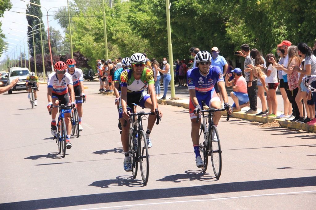 Con presencia local, el ciclismo rutero celebra la 2ª Copa Ciudad de Tunuyán
