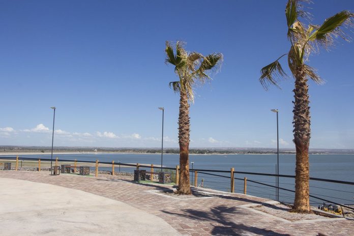Una mujer se ahogó al bañarse en una zona prohibida en El Carrizal