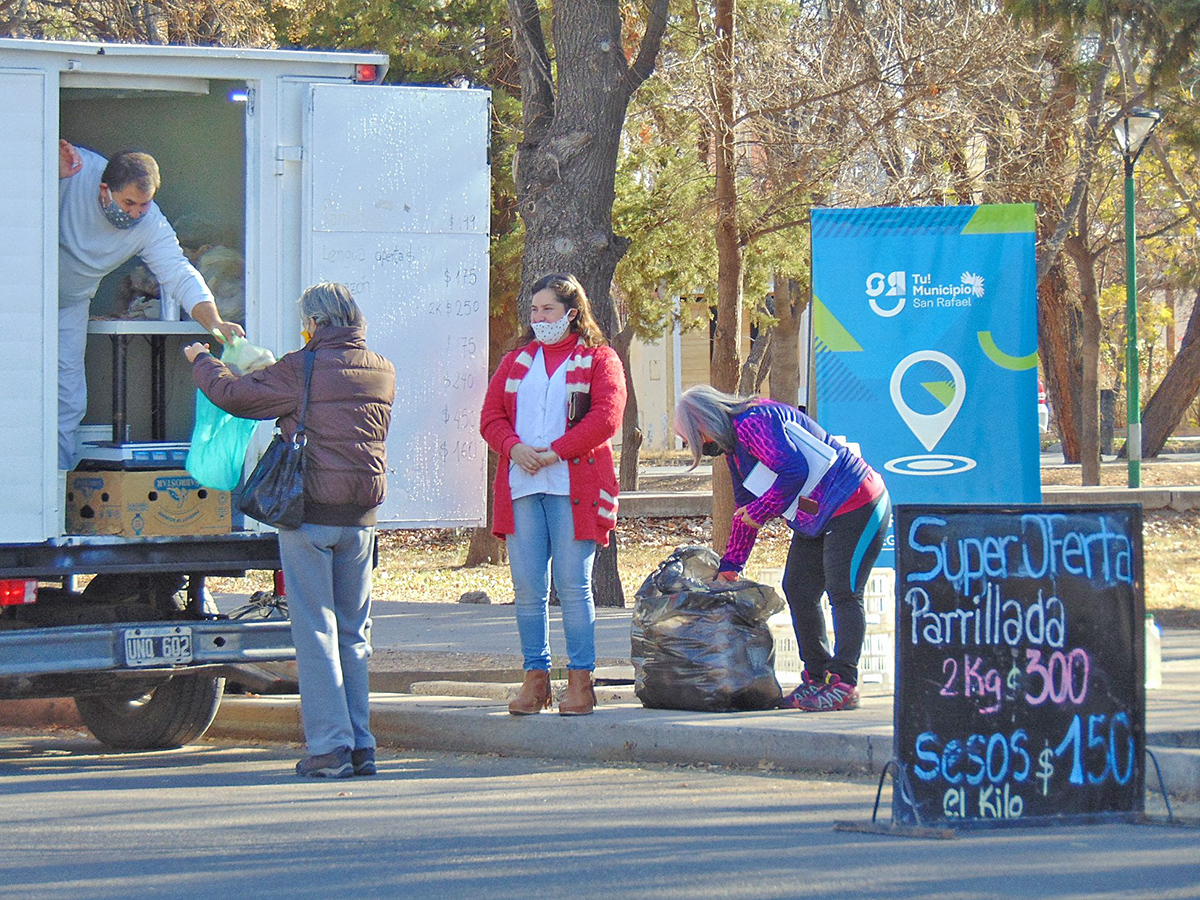 El «Achurero Solidario»  ya lleva donado más  de 10 mil kilos de hígado