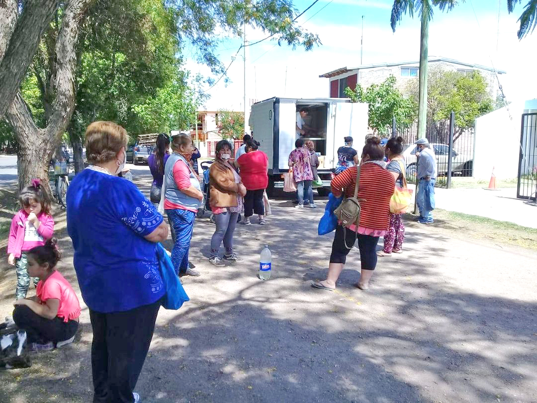 El achurero solidario vuelve  a trabajar en la Feria Franca