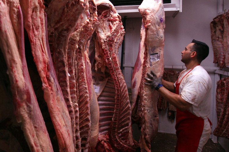 Los precios de la carne vacuna aumentaron el doble que la inflación durante 2020