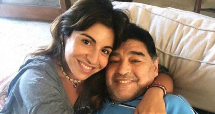 “No culpen a Maradona por los contagios”: Giannina Maradona revela duros detalles del velorio de su padre