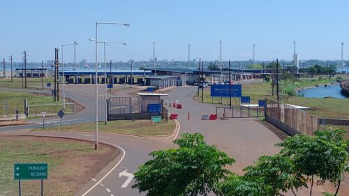 El Gobierno extendería el cierre de fronteras con países limítrofes