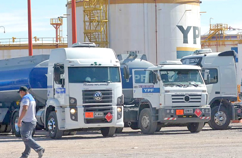 Diputados nacionales piden un informe de la situación financiera actual de YPF