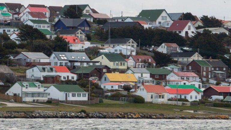 Los kelpers apuntaron contra el gobierno británico