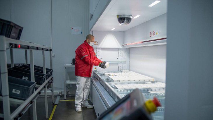 Del laboratorio a tu casa: así funciona una planta de logística de última generación