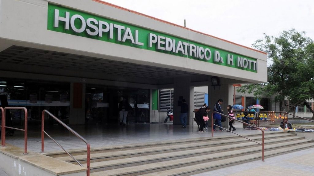 Una policía le salvó la vida a un bebé que se había ahogado en Lavalle
