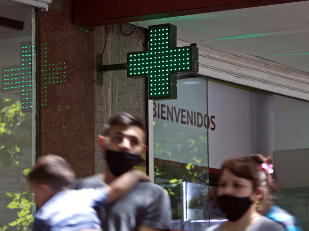 Mendocinos sin obra social: cómo tener descuentos del 30% en farmacias