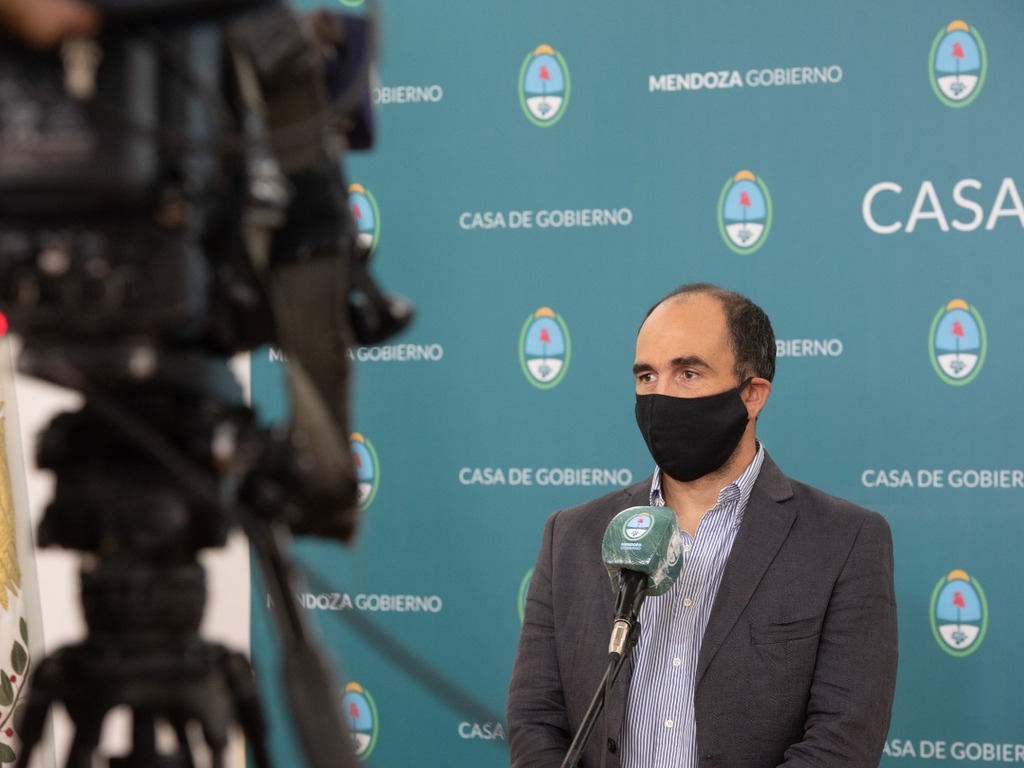 Qué acordó la DGE con los intendentes para el inicio de clases presenciales