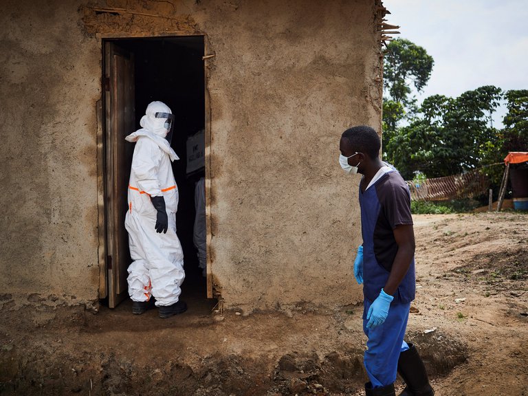 Detectaron dos casos de ébola en Guinea y hay temores sobre un nuevo brote