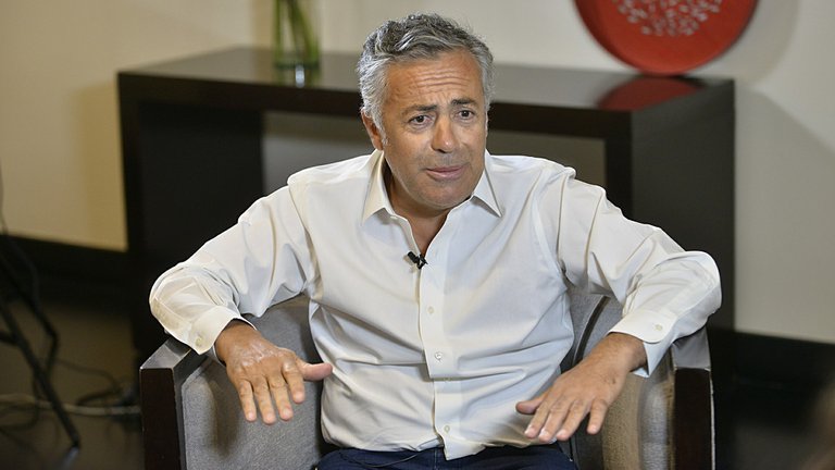 El presidente de la UCR, Alfredo Cornejo, denunció que “se perdieron” casi 80 mil vacunas y pidió que el Gobierno informe dónde están