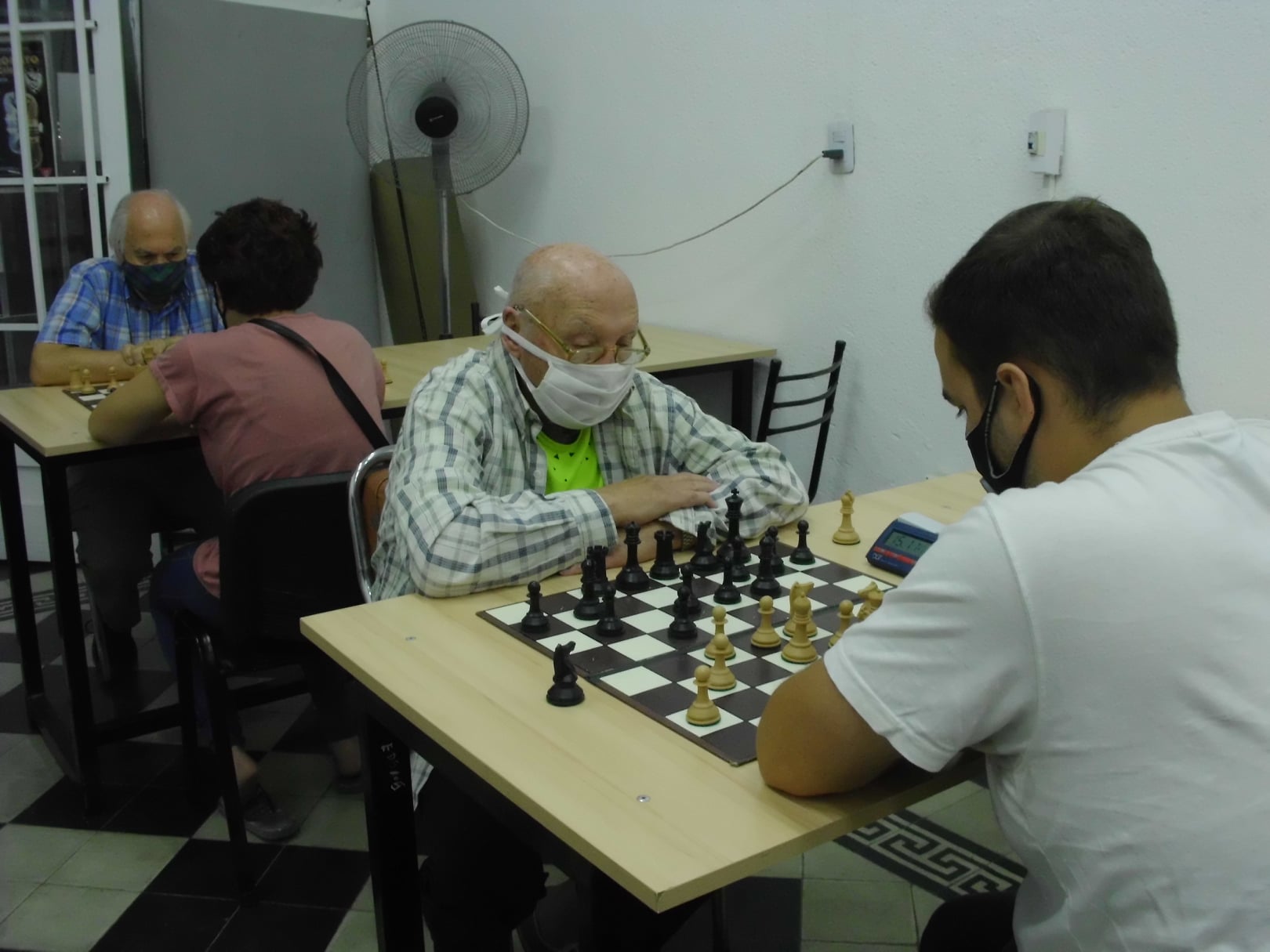 Se completó la 3ª ronda del torneo abierto rápido de ajedrez