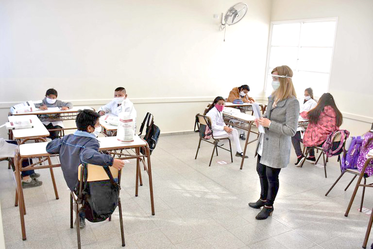 El regreso a las aulas será con  criterio de factor ocupacional  para el distanciamiento social