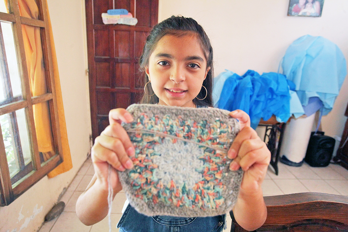 Una niña fue operada del corazón y ahora  se dedica a ayudar a quienes más lo necesitan