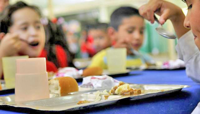 El comedor Caritas Felices pide colaboración  para darle de comer a las 300 personas que asiste