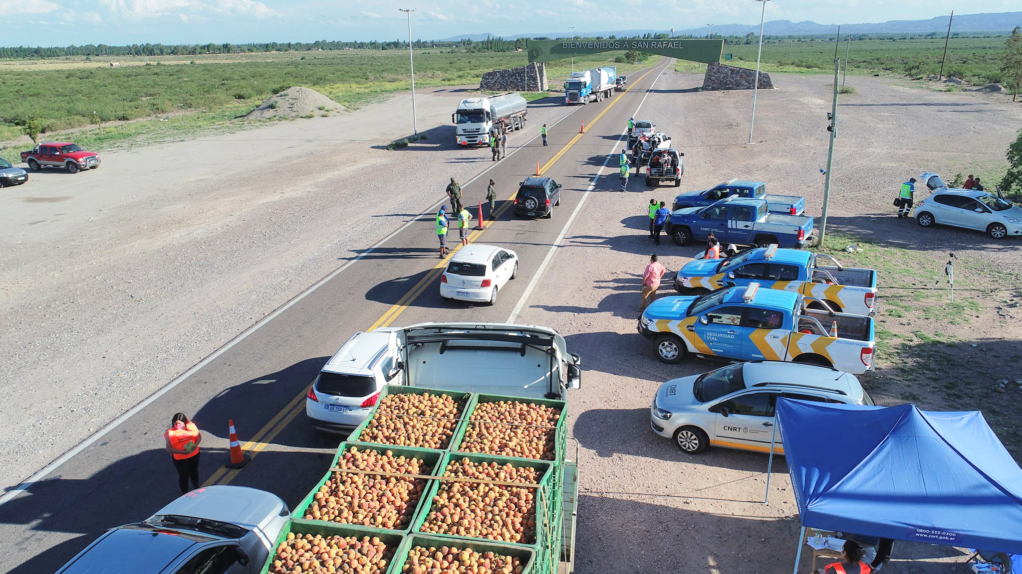 La CNRT realizó  controles de micros  en ingresos a San Rafael