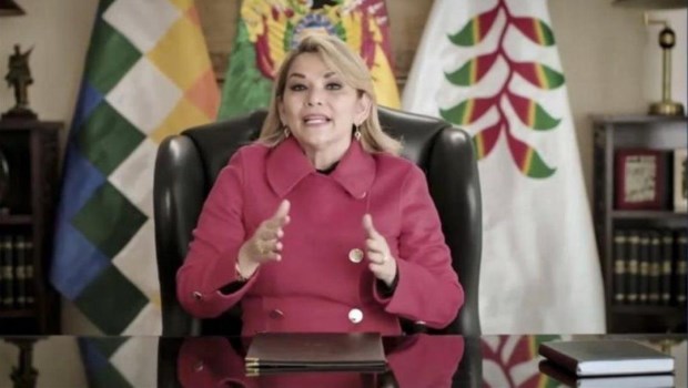 Un fiscal ordenó la detención de la expresidenta de Bolivia Jeanine Áñez