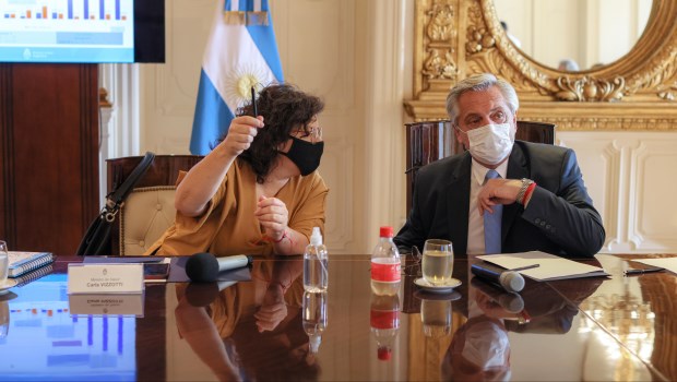 Vizzotti reconoció que se fortalecerán los cuidados por el aumento de casos de Covid-19 en la región