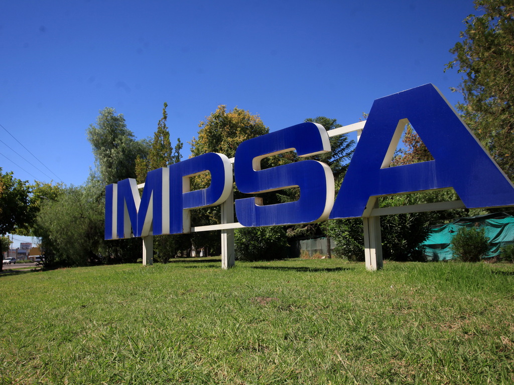 La estrategia y exigencias de Mendoza para comprar acciones de Impsa, sin poner un dólar