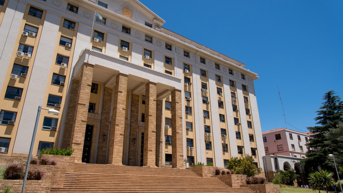 La Administración Pública de Mendoza continuará trabajando con normalidad