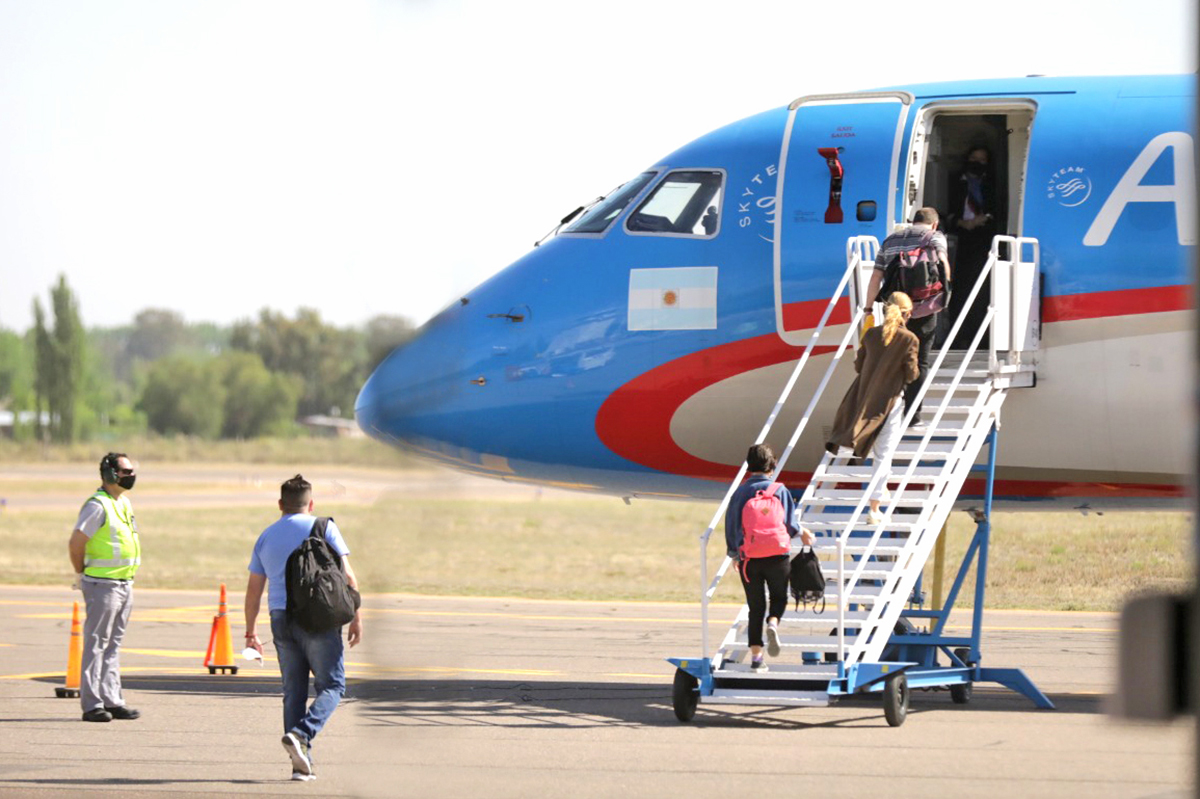 La tarifa rebajada de Aerolíneas Argentinas  se extenderá hasta el mes de julio