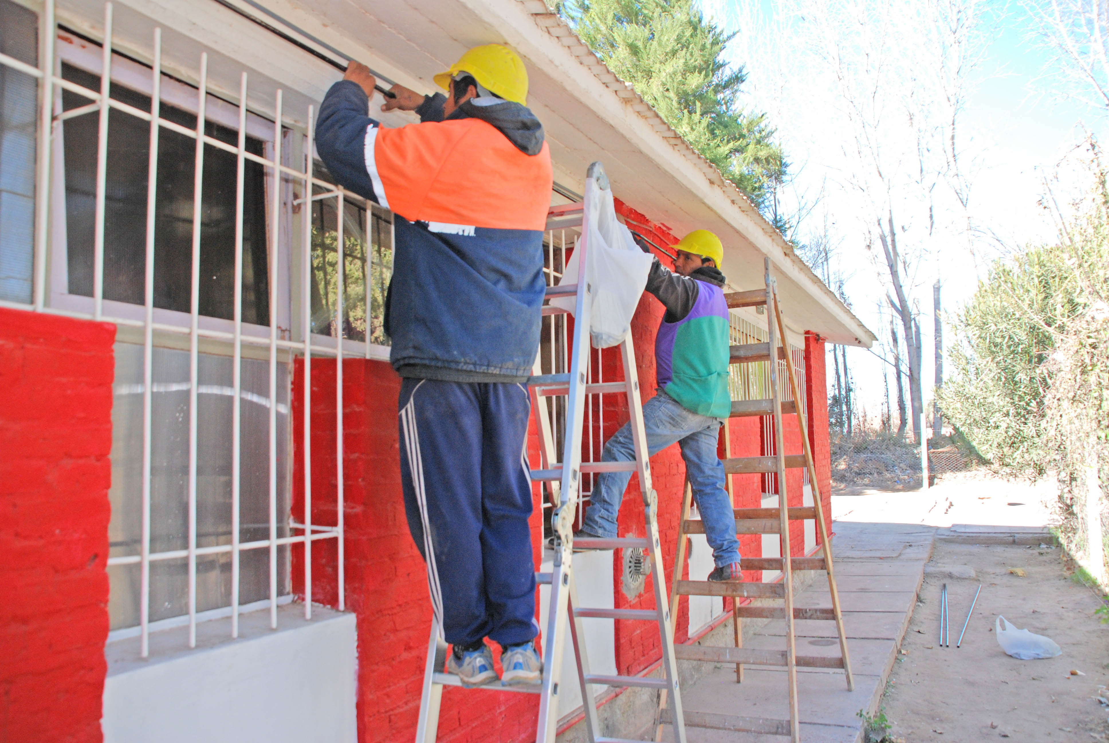 El Gobierno de Mendoza repara 400 escuelas de toda la provincia