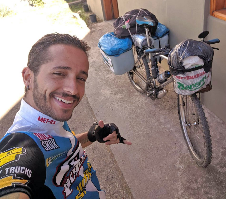 Es brasileño, recorre el mundo sacando  fotos y ahora está  en San Rafael