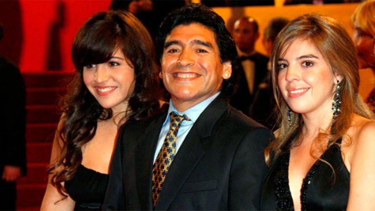 Caso Maradona: Dalma y Gianinna denunciaron penalmente a Matías Morla por “traicionar” a su padre